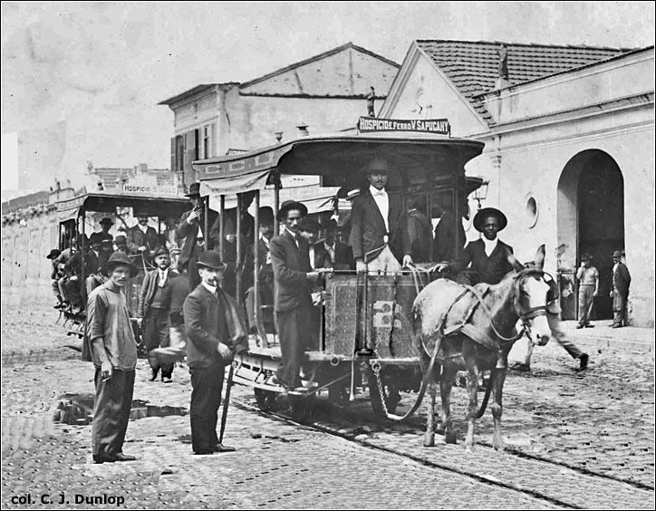 Kauan Willian dos Santos - Trabalhadores do transporte cocheiros, carroceiros e trabalhadores dos bondes no Rio de Janeiro no fim do século XIX. Coleção C.J. Dunlop.jpg